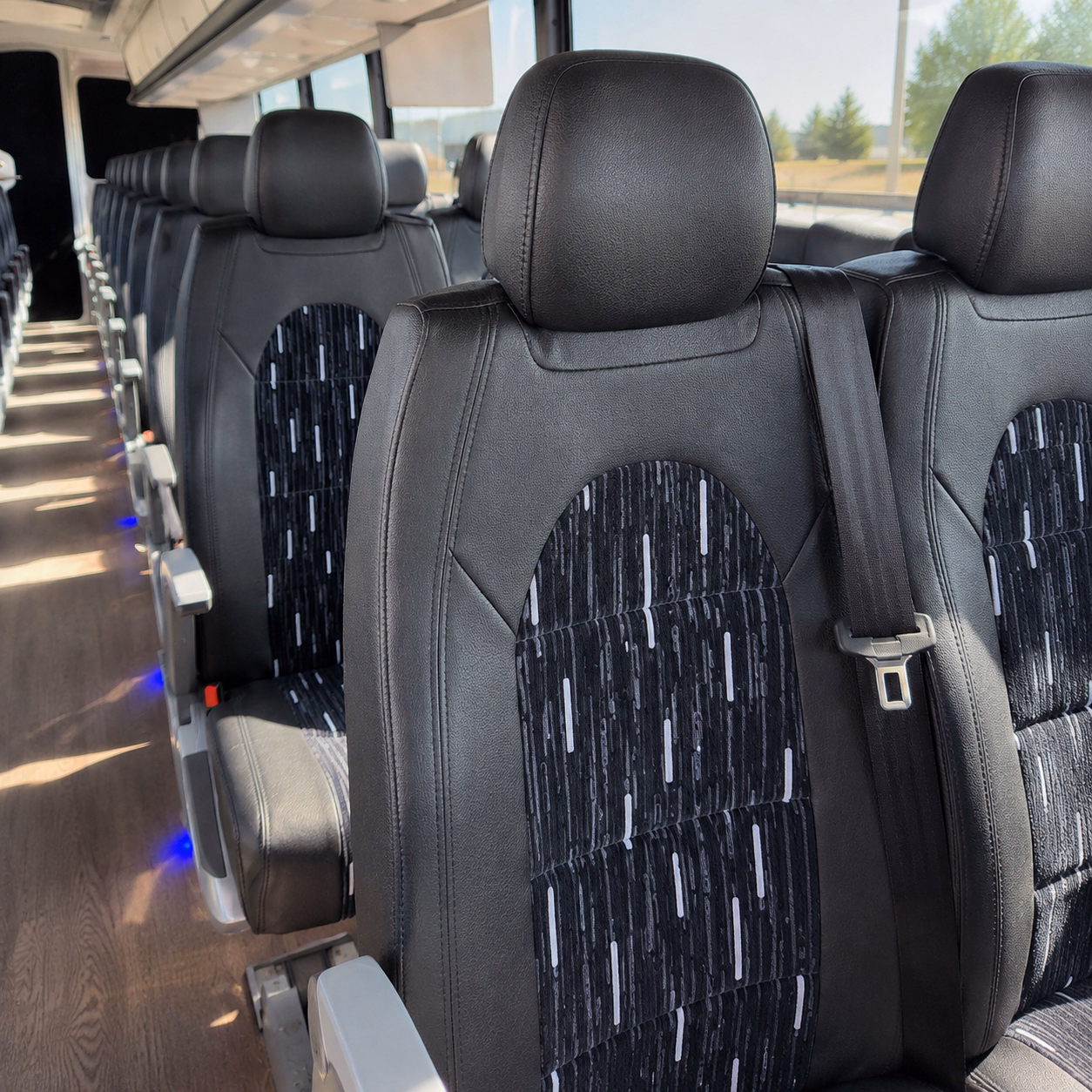 hotel shuttles for conferences and business travel